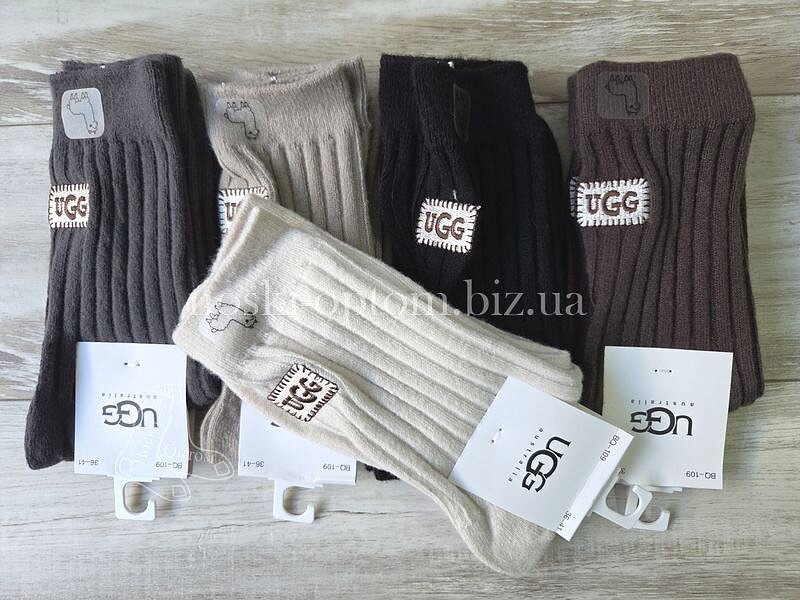 Кашемірові жіночі шкарпетки ТМ «UGG» асорті кольорів, в'язка в рубчик з вишивкою бренду, BQ109.